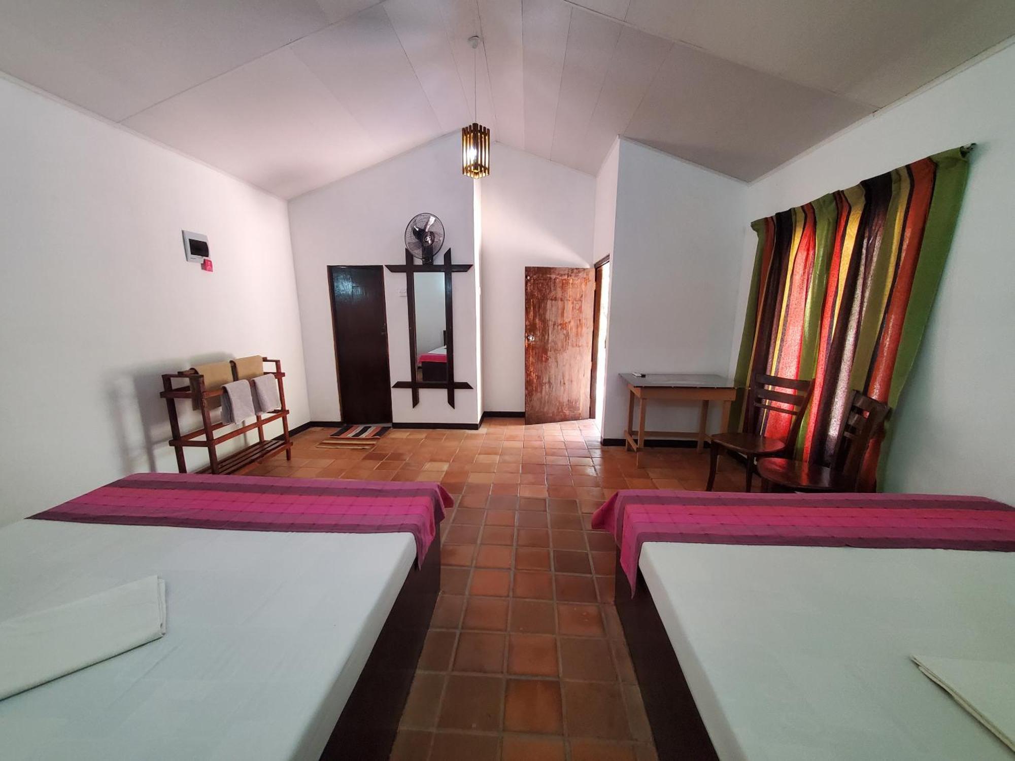 Clay Hut Village Polonnaruwa Exterior photo